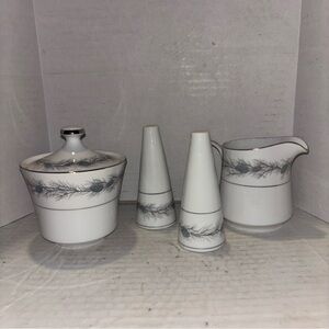 Dutchess By Style House Creamer, Sugar And Salt & Pepper Set Japan Blue Pinecone